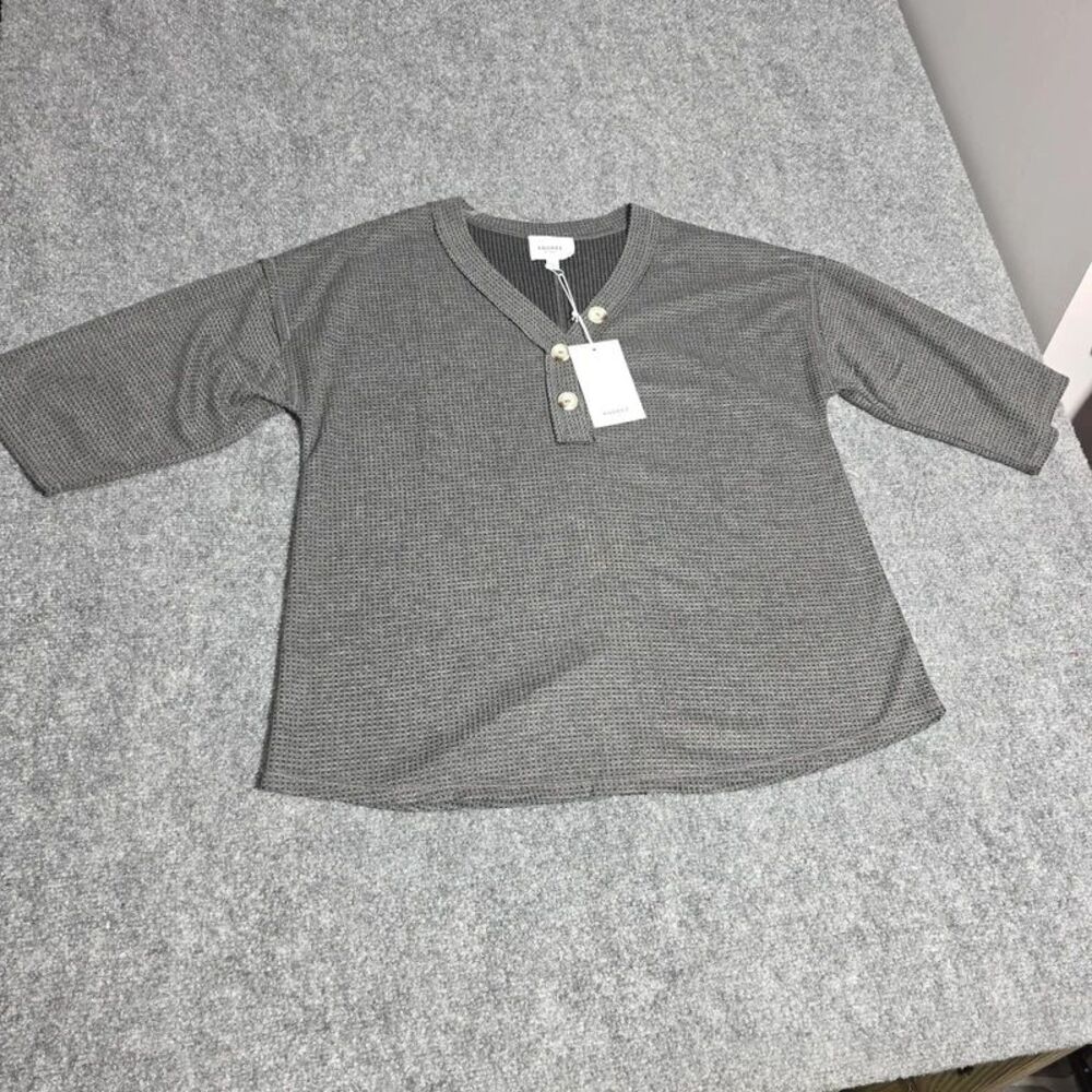Small Charcoal Gray Button Neck Knit Pullover